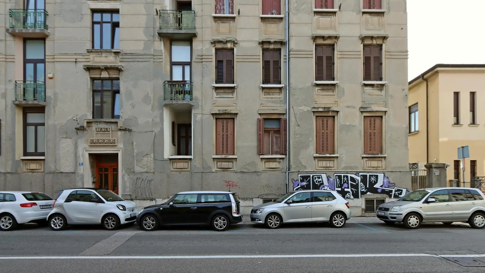 Apartments With Wifi Rijeka - 21879 0*,  Croatia