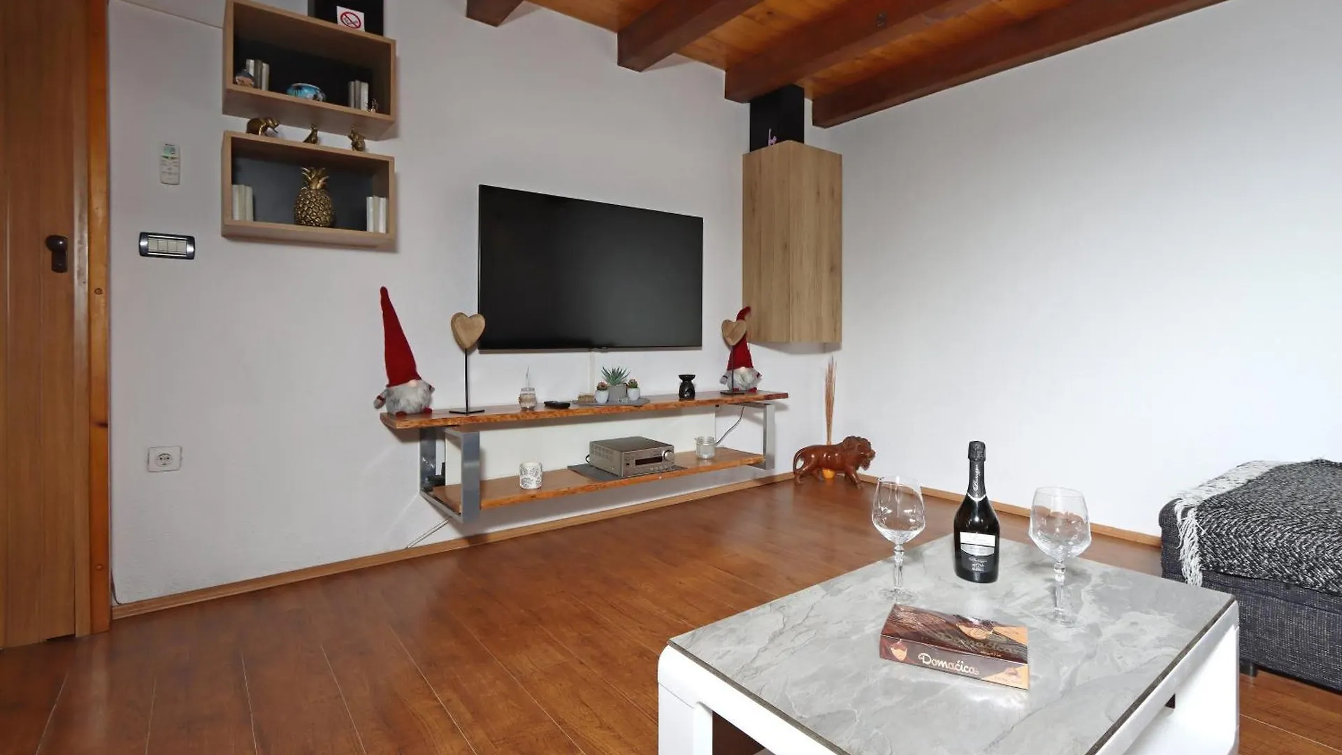 Apartments With Wifi Rijeka - 21879 Croatia